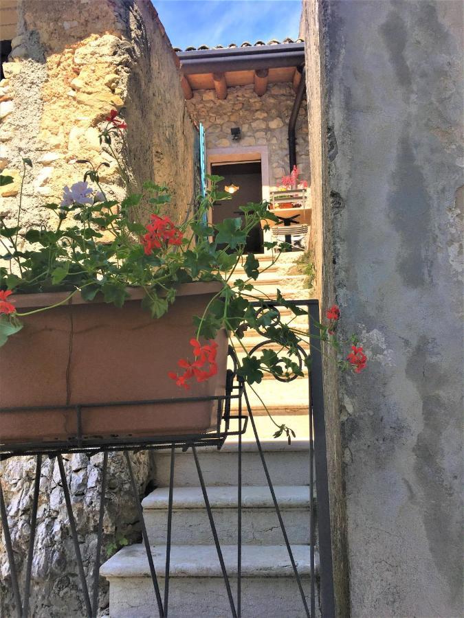 Il Girasole Apartment Caprino Veronese Exterior photo