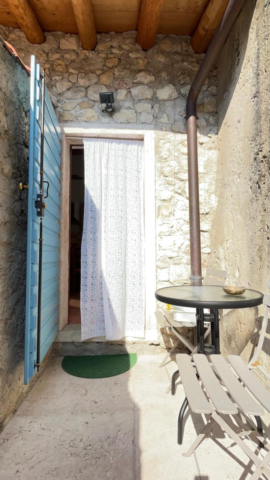 Il Girasole Apartment Caprino Veronese Exterior photo